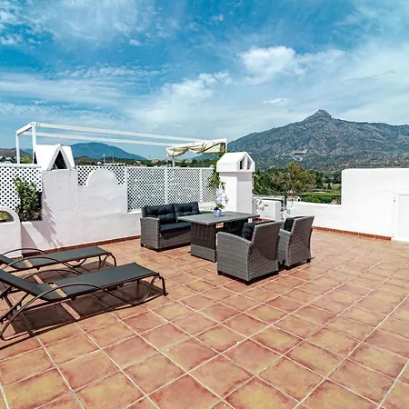 Captivating Coastal Townhouse In Aloha Pueblo With Amazing Mountain Views בית נופש
